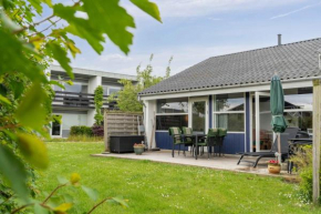 Charming Holiday Apartment, Close To The Øresund, Bogø By